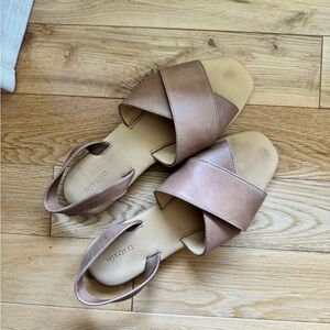 Nisolo Women's Brown Leather Sandals
